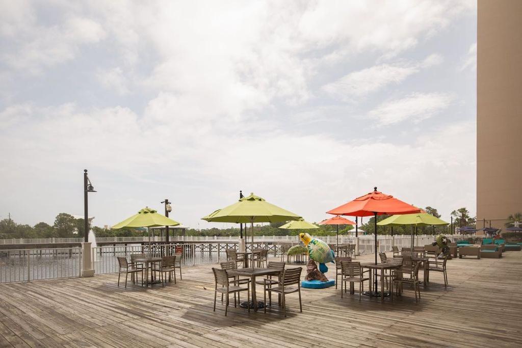 Living Right At Laketown Wharf #1016 By Nautical Properties パナマシティービーチ エクステリア 写真
