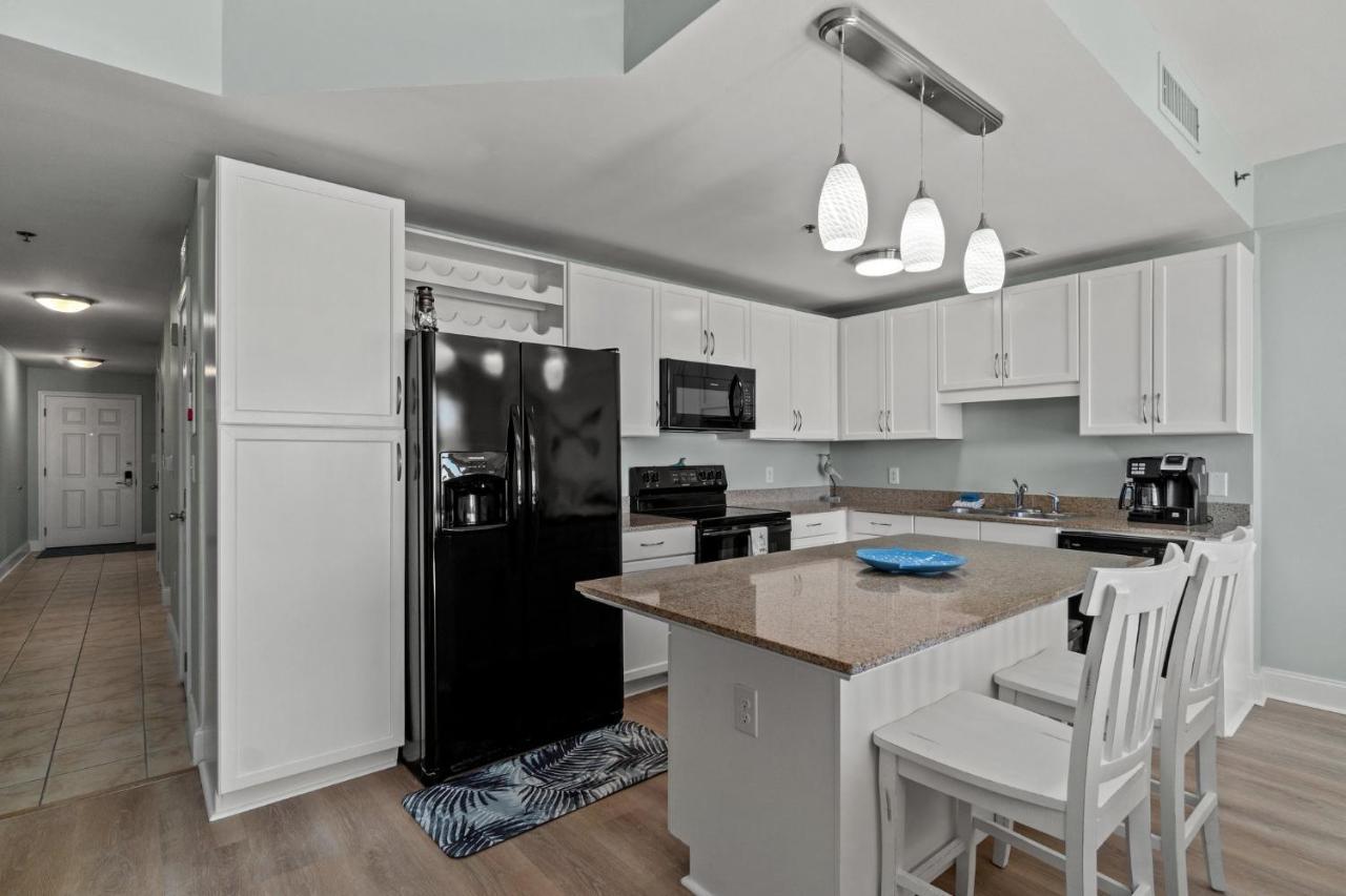 Living Right At Laketown Wharf #1016 By Nautical Properties パナマシティービーチ エクステリア 写真