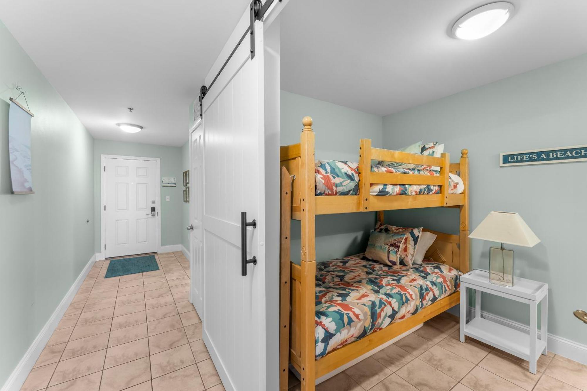 Living Right At Laketown Wharf #1016 By Nautical Properties パナマシティービーチ エクステリア 写真